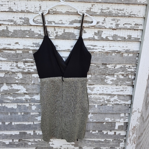 🌟 WOW Couture dress NWT size medium - Picture 4 of 6